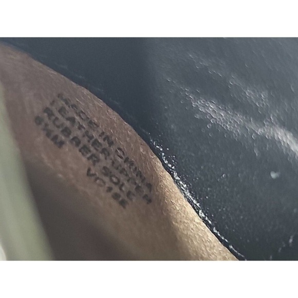 Michael Kors ~Woman Size 6.5~ Black Leather Booties Pull-On. - Picture 5 of 12